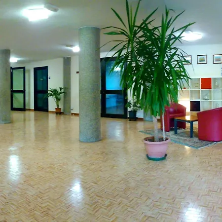 Centro Vacanze Cavallino Opera Nascimbeni 3*