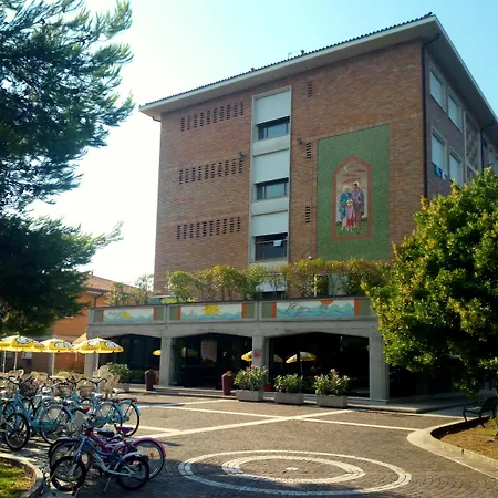 Szálloda Centro Vacanze Cavallino Opera Nascimbeni 3*